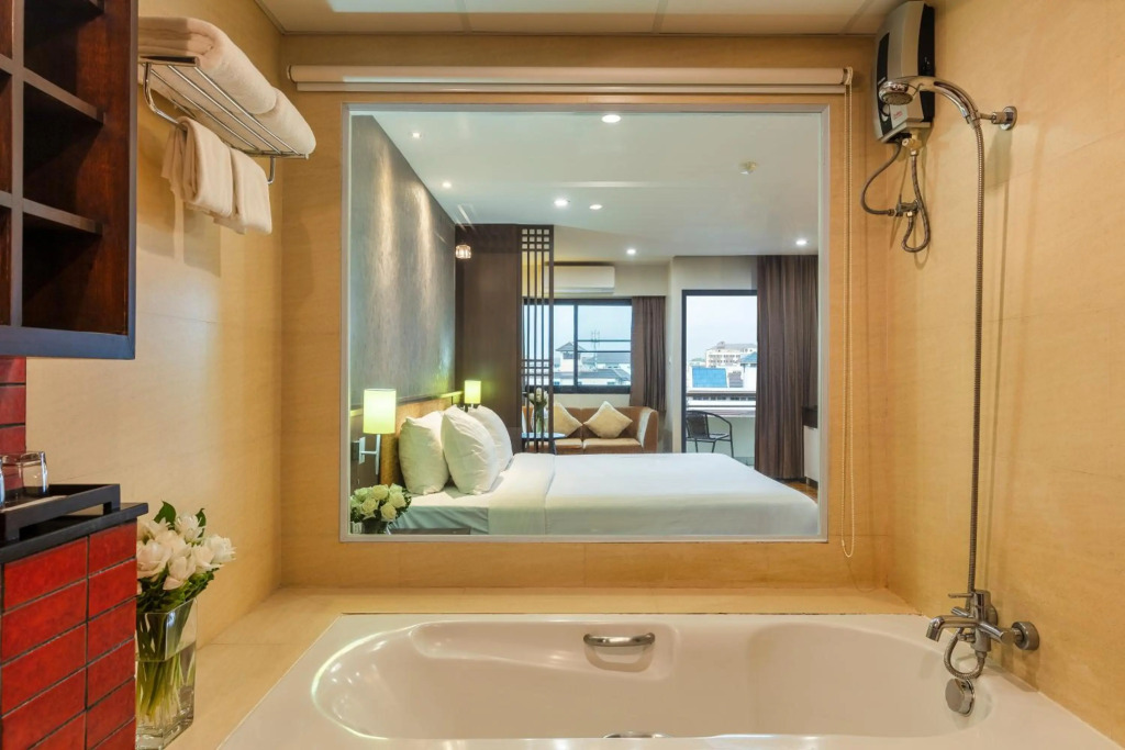 The Grand Napat