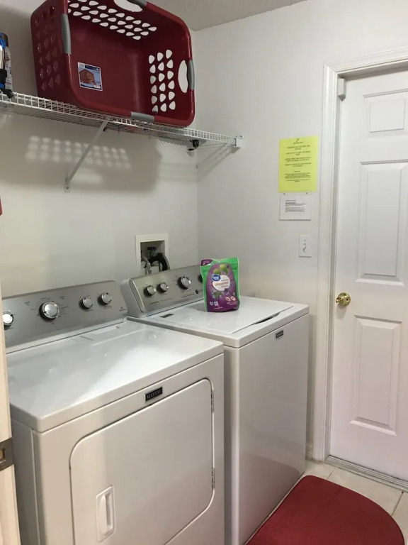4BR 3BA Home in Rolling Hiils by CV-7901