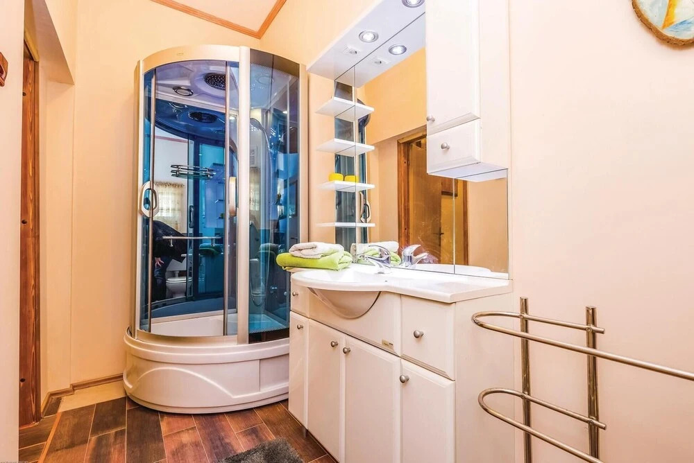 Awesome Home in Krasica With Wifi and 2 Bedrooms