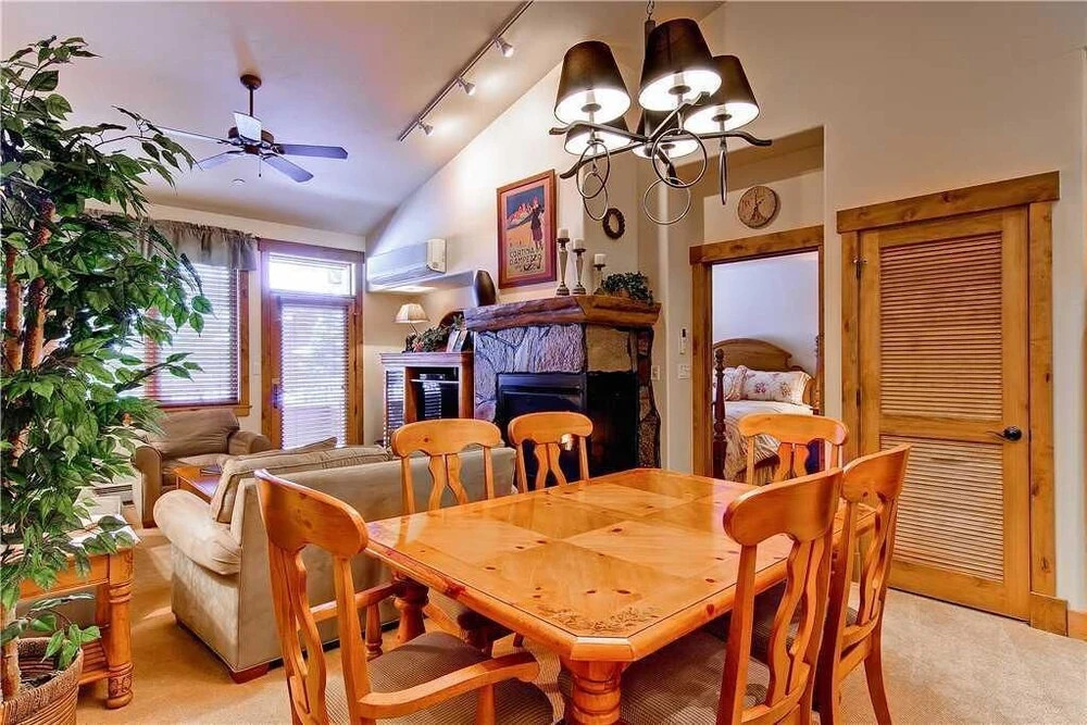 3306 Champagne Lodge, Trappeur's Crossing Apartment 2