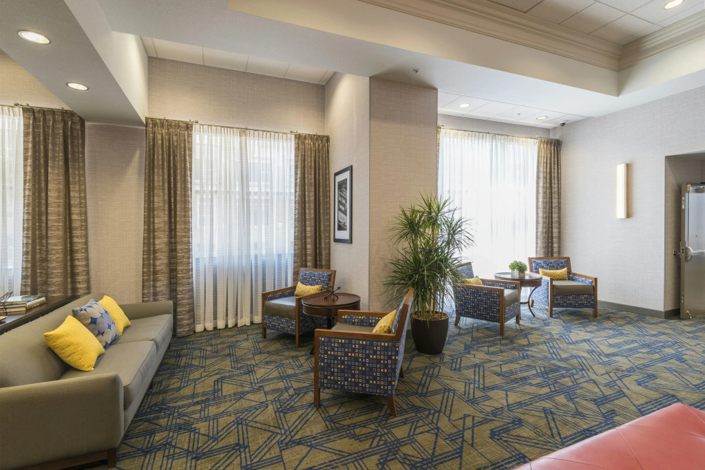 Hampton Inn & Suites Tulsa Downtown, Ok