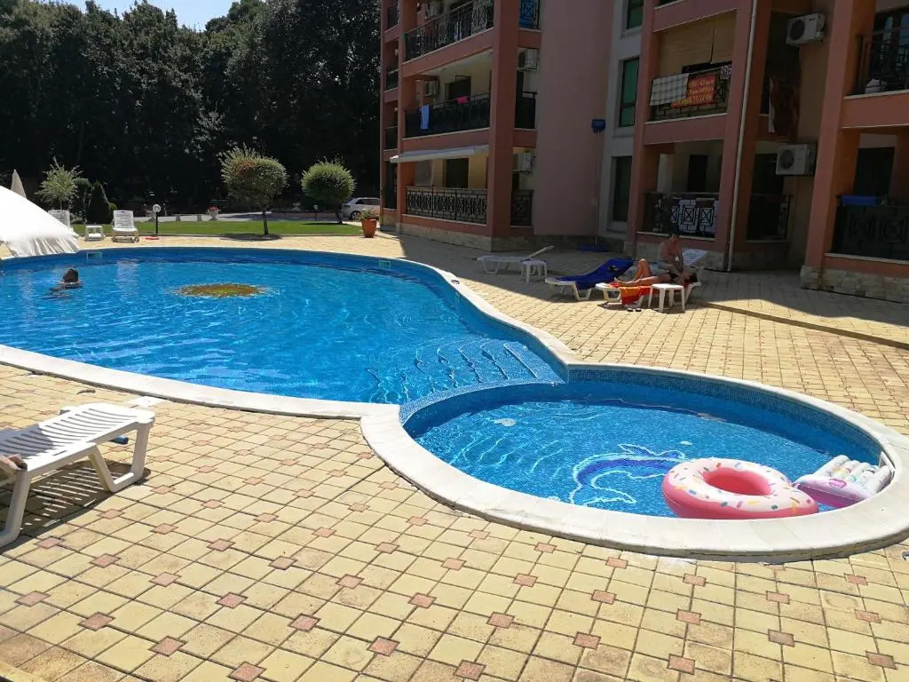Sunrise Complex Apartments