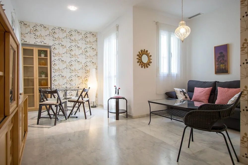 Redes Central Suite By Valcambre