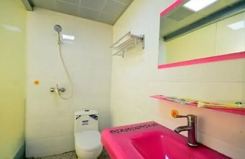 Minghang Hotel