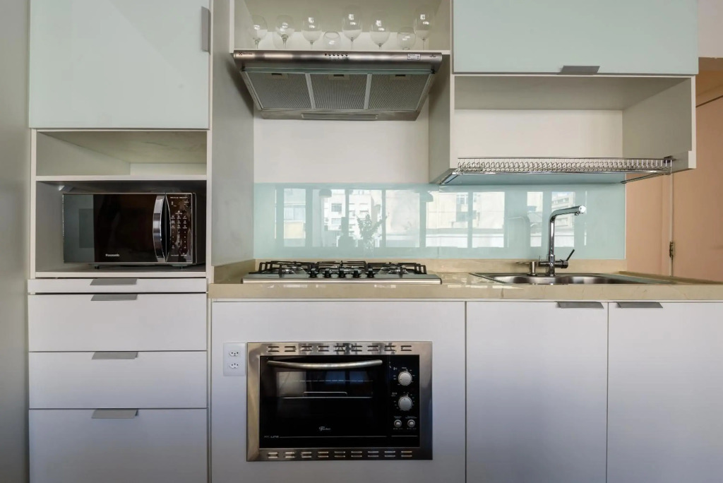 spacious penthouse duplex arpoador