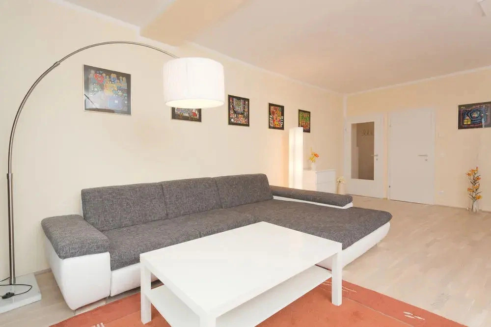 Design-Apartment Karlsplatz with Balcony