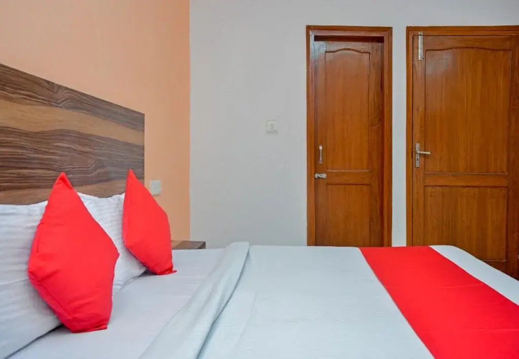 Sky Residency By OYO Rooms