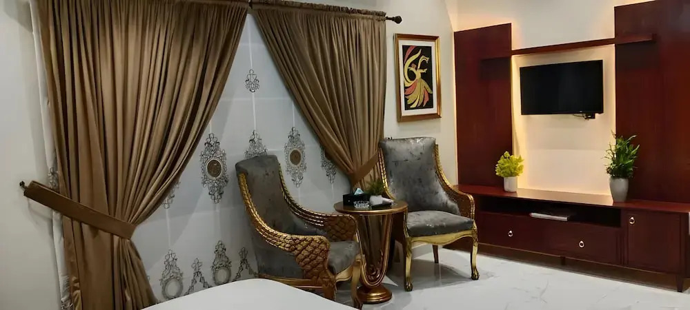 Diplomat Fort Boutique Hotel