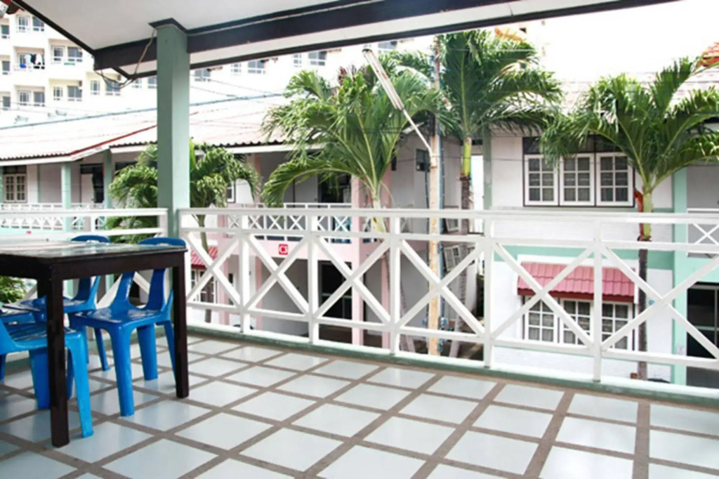 Paisiri Hotel