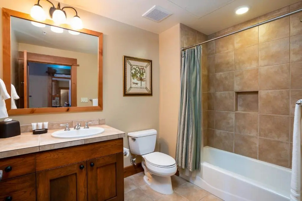 Luxury 2 BD in the Heart of the Village at Northstar! - Catamount 206