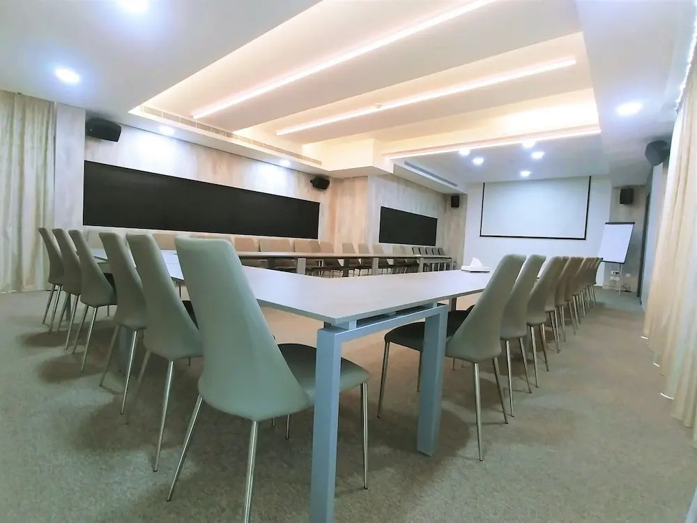 Maximus Hotel Byblos