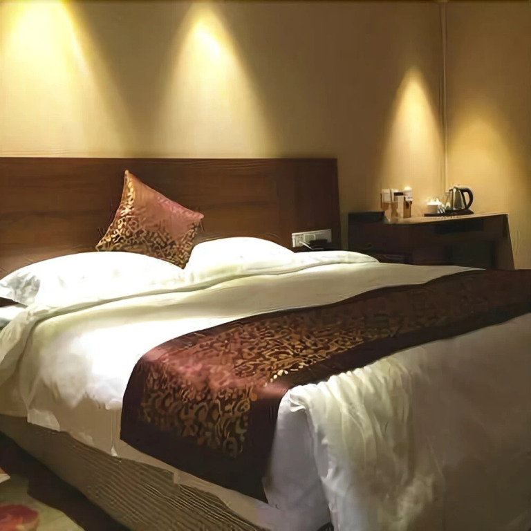 Yudi Hotel