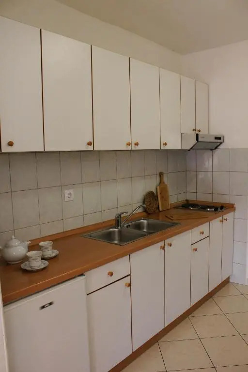 Apartments Pino