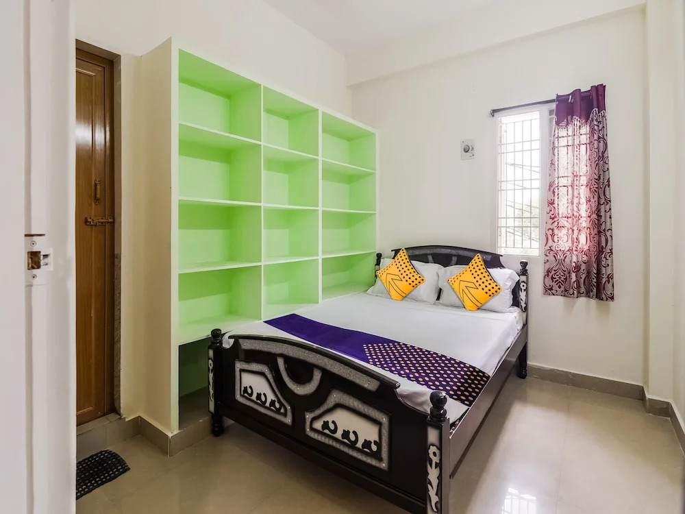 Madarasu Smart Homes by OYO Rooms
