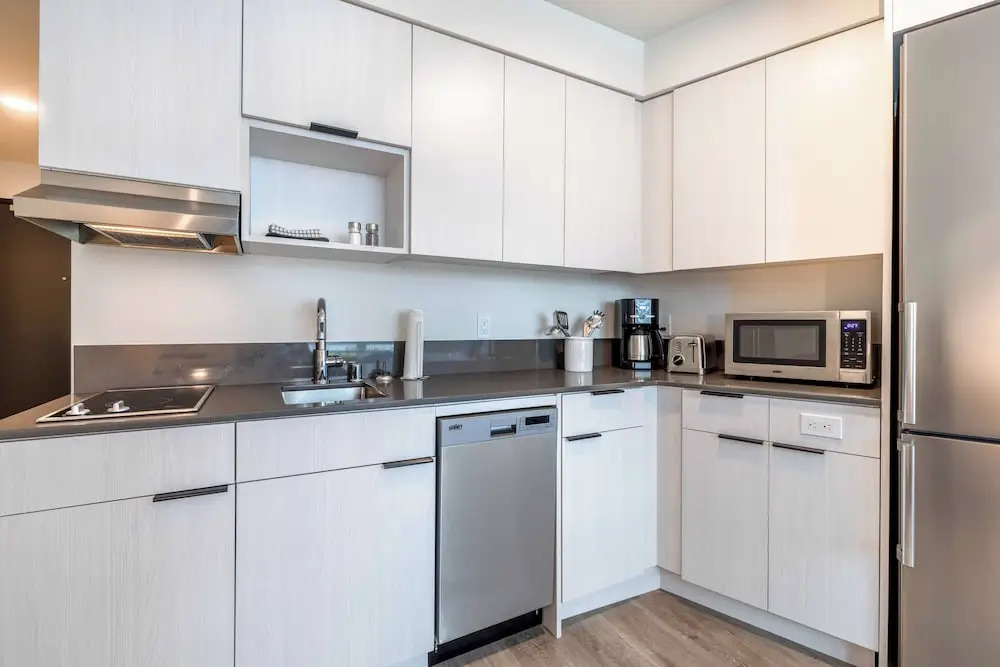 Marina Square Suites