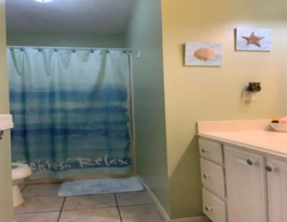 2nd Row-beachside, Sleeps 12, 4 Bedrooms, Gulf Views, Wifi, 3 Tvs, Dogs Allowed