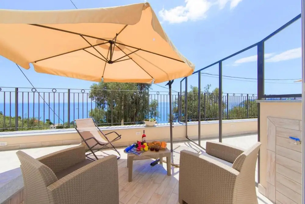 Serena 1 in Alassio With 2 Bedrooms and 2 Bathrooms