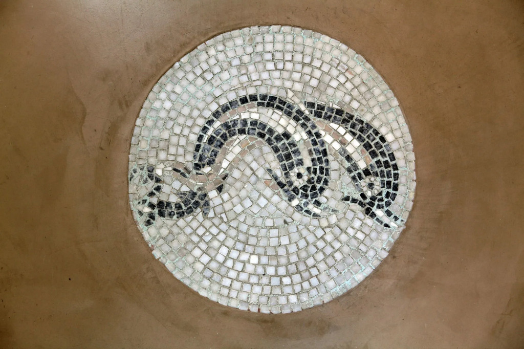 Tinos Aqua Palazzo