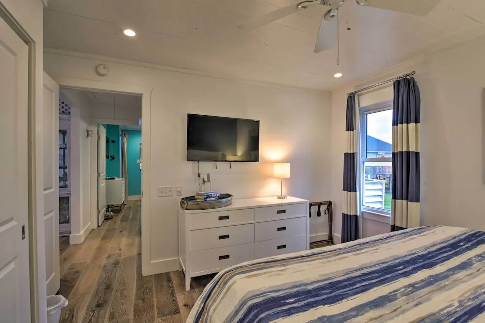 Updated Beach House w/ Private Beach + Hot Tub!