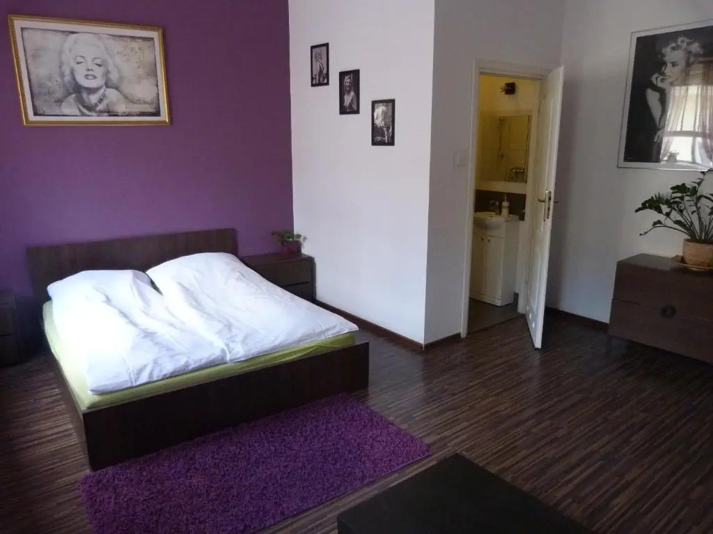 Jasna Hostelik self check-in