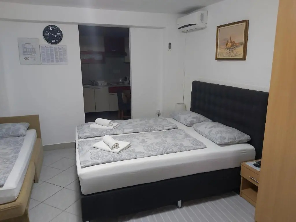 Apartmani i sobe Mara