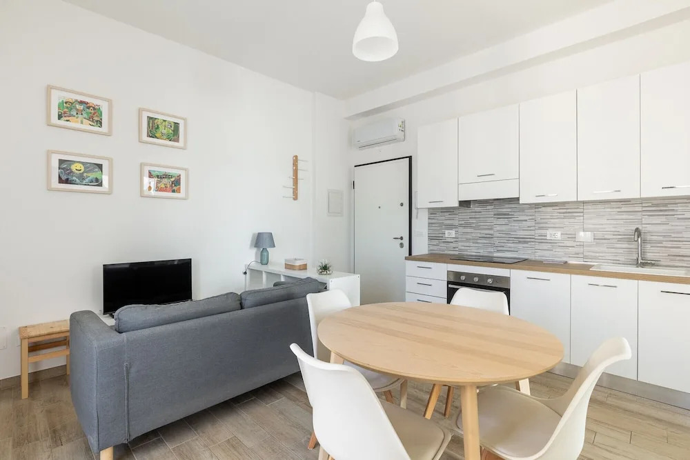 Menganti White Apartment by Wonderful Italy