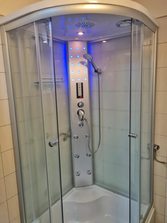 Holiday Place Veli Dvor - Spacious House for 6-8 Guests with Private Garden - Old Town Punat