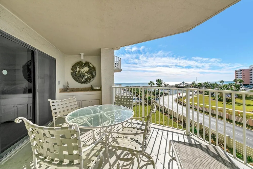 Inlet Reef 215