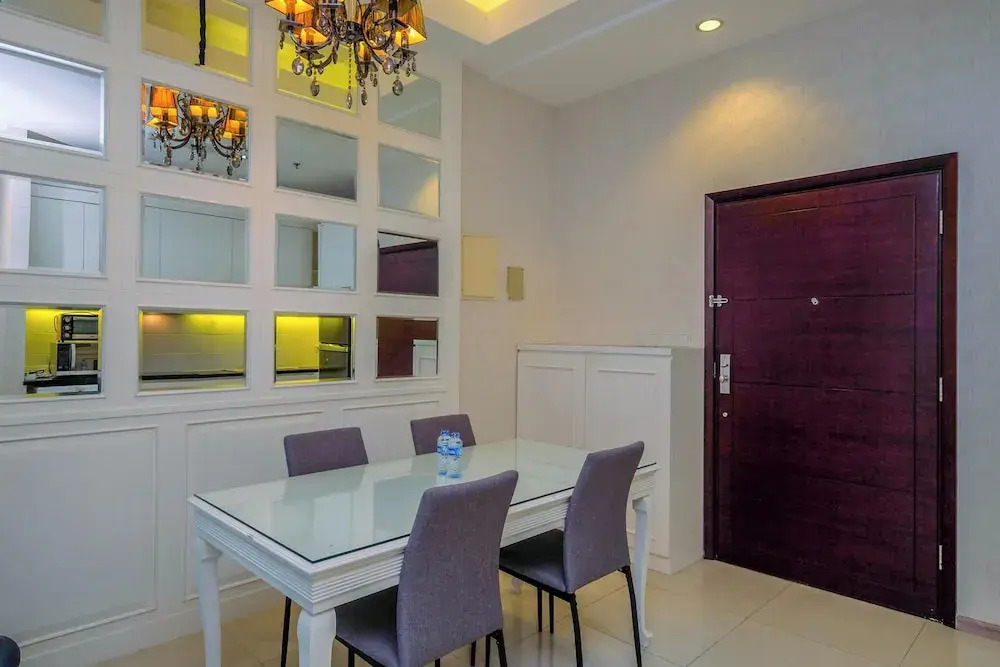 Elegant And Comfy 2Br Apartment At Casa Grande Residence