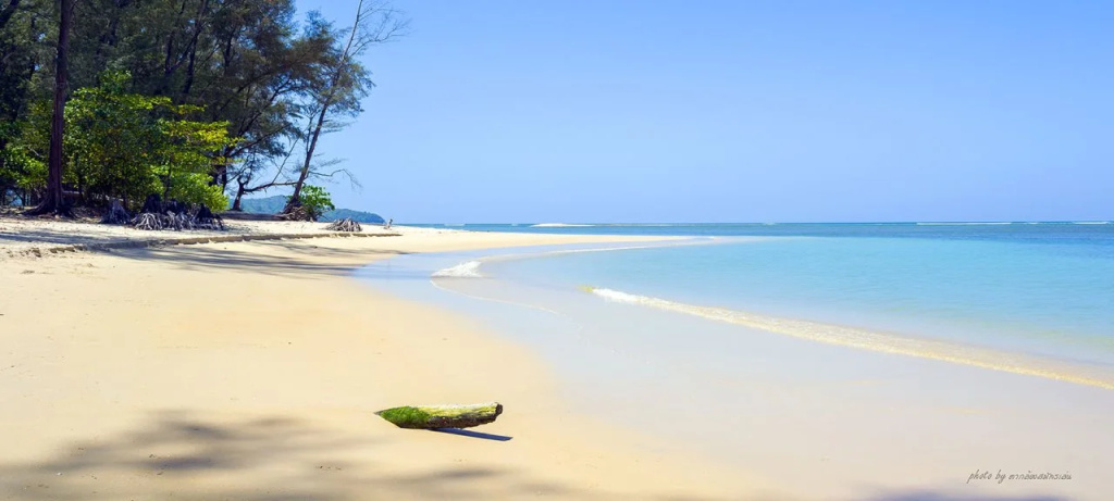 Отель Phuket Airport Place