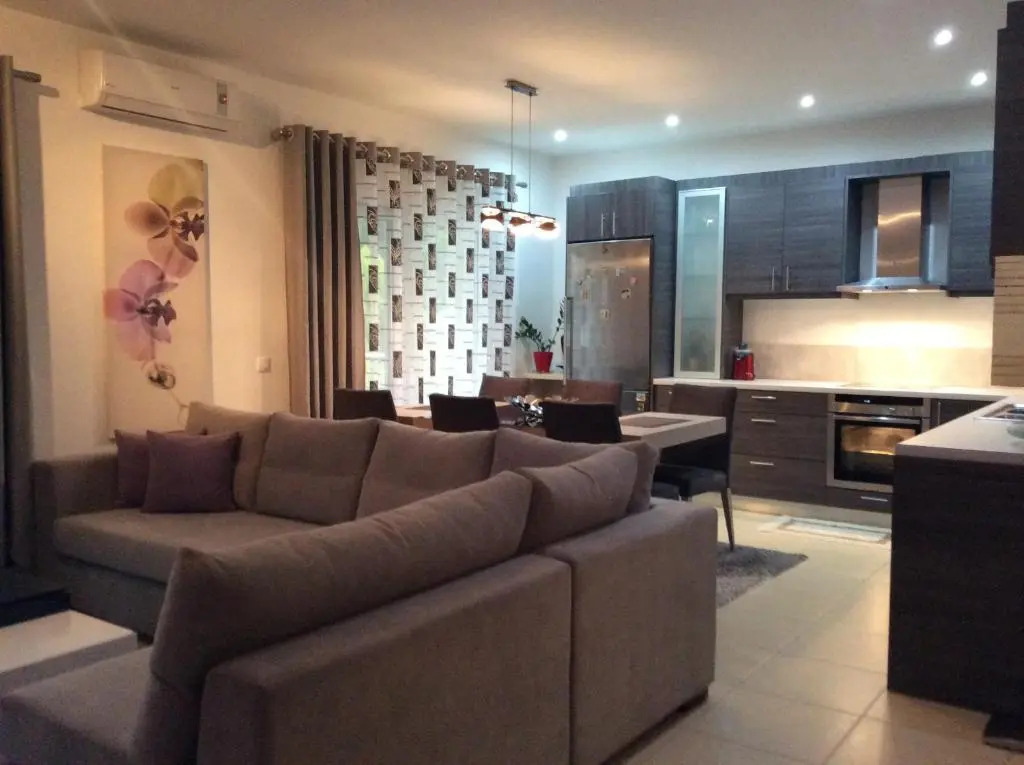 Marizas Guest House