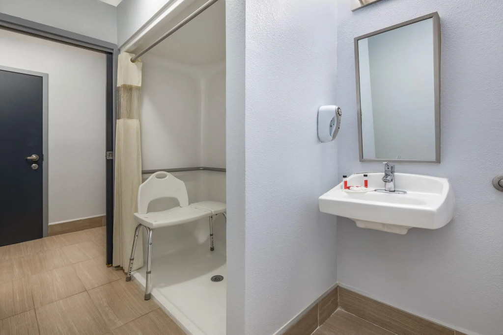 Microtel Inn by Wyndham Lake Norman