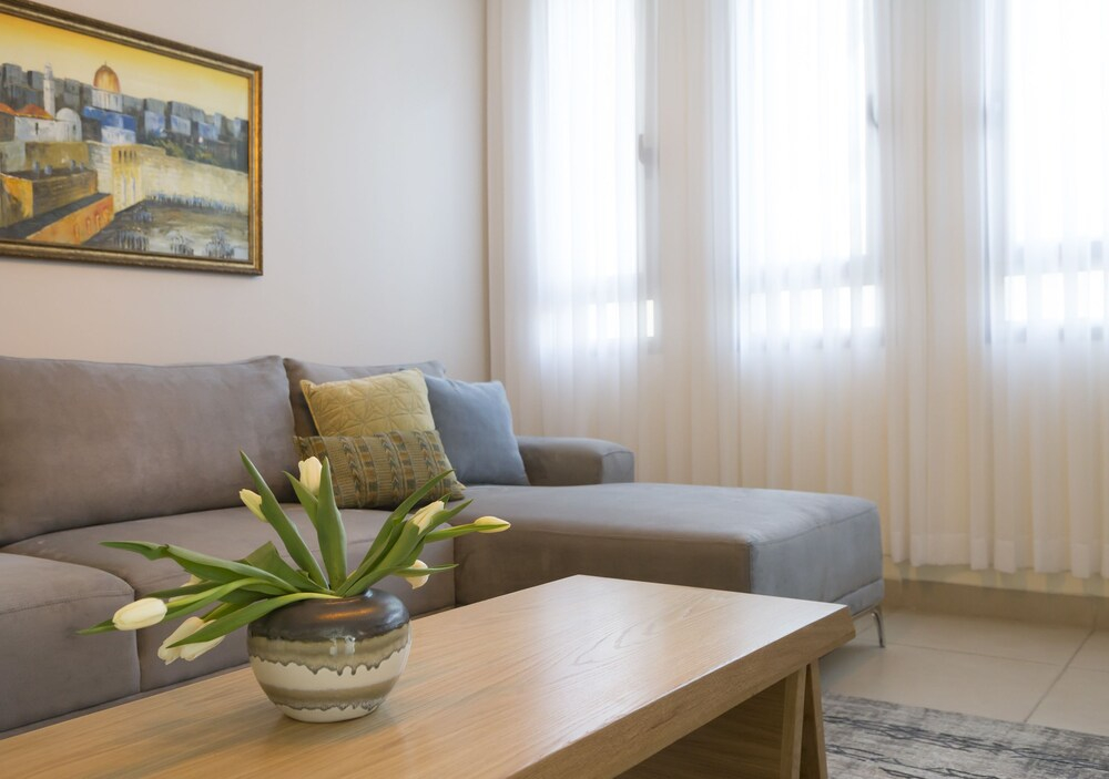 Mount of Olives Residence Glatt Kosher