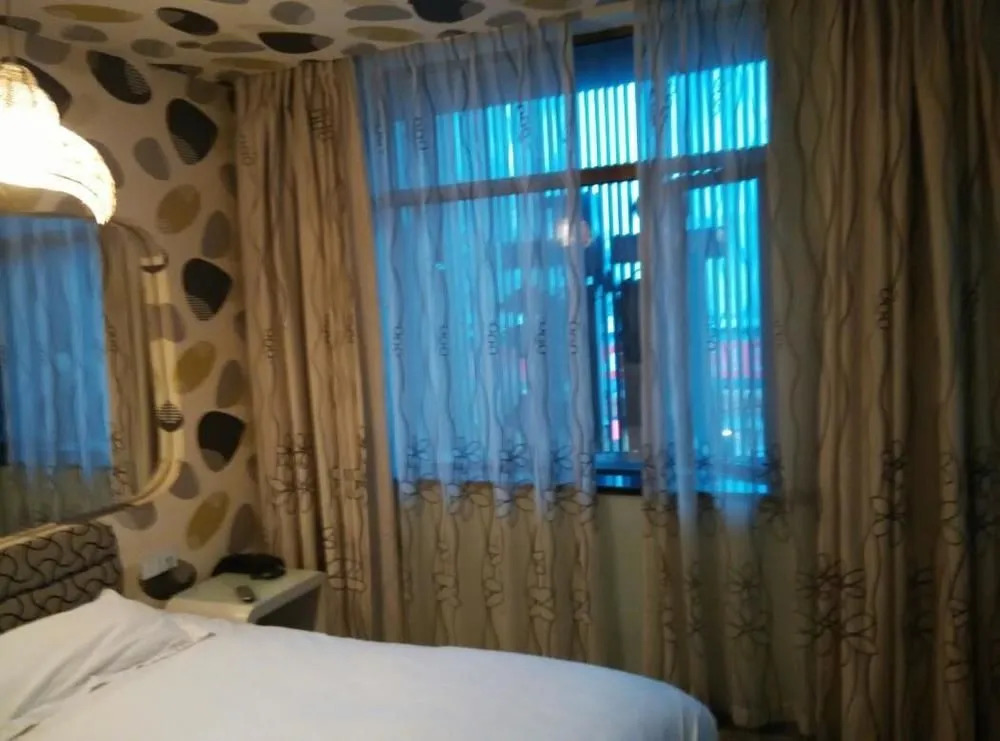 Shanghai Aixiang Fashion Chain Hotel