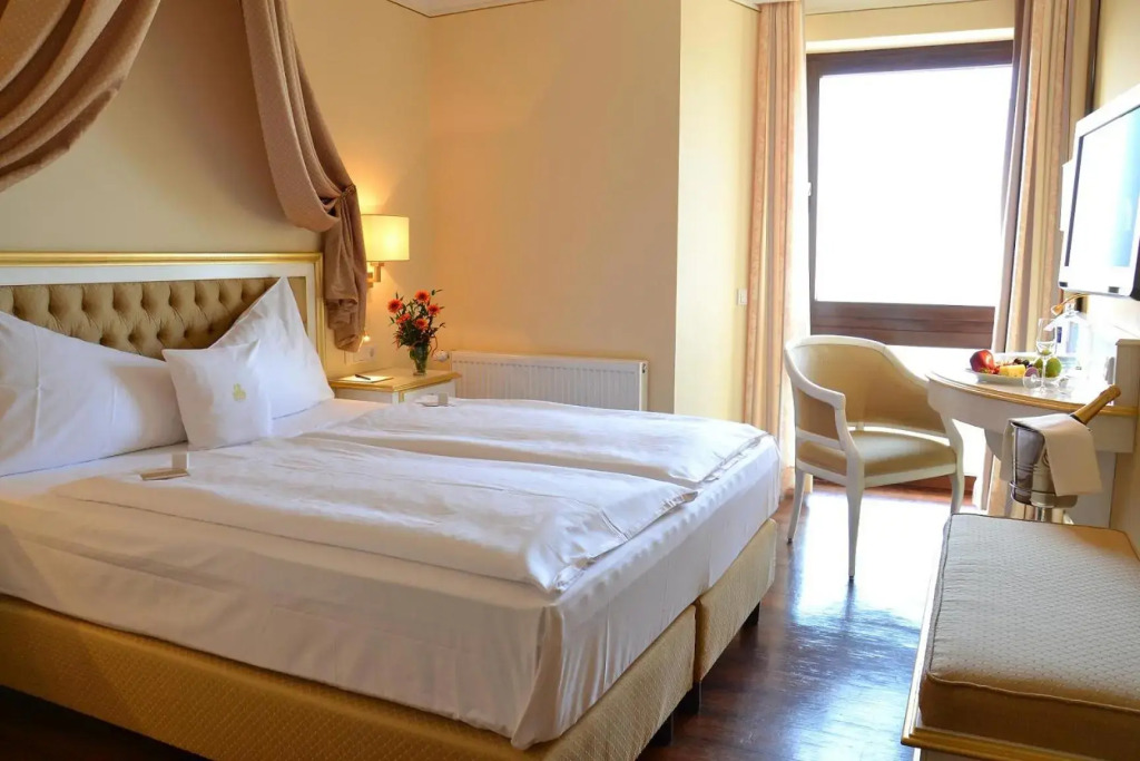 Burghotel Staufenberg