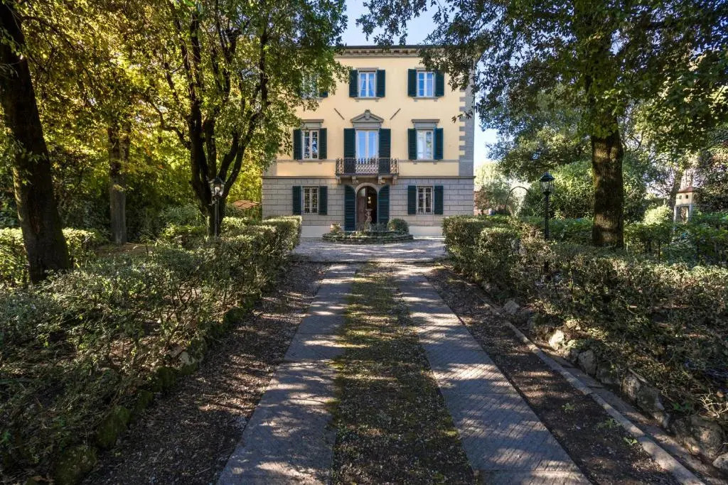 Villa Ines charme near Lucca
