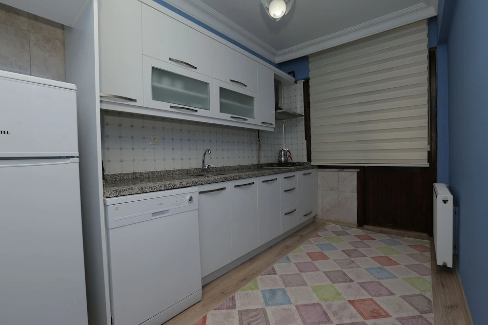 Guven Suite House