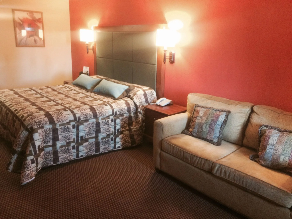 Taos Valley Lodge