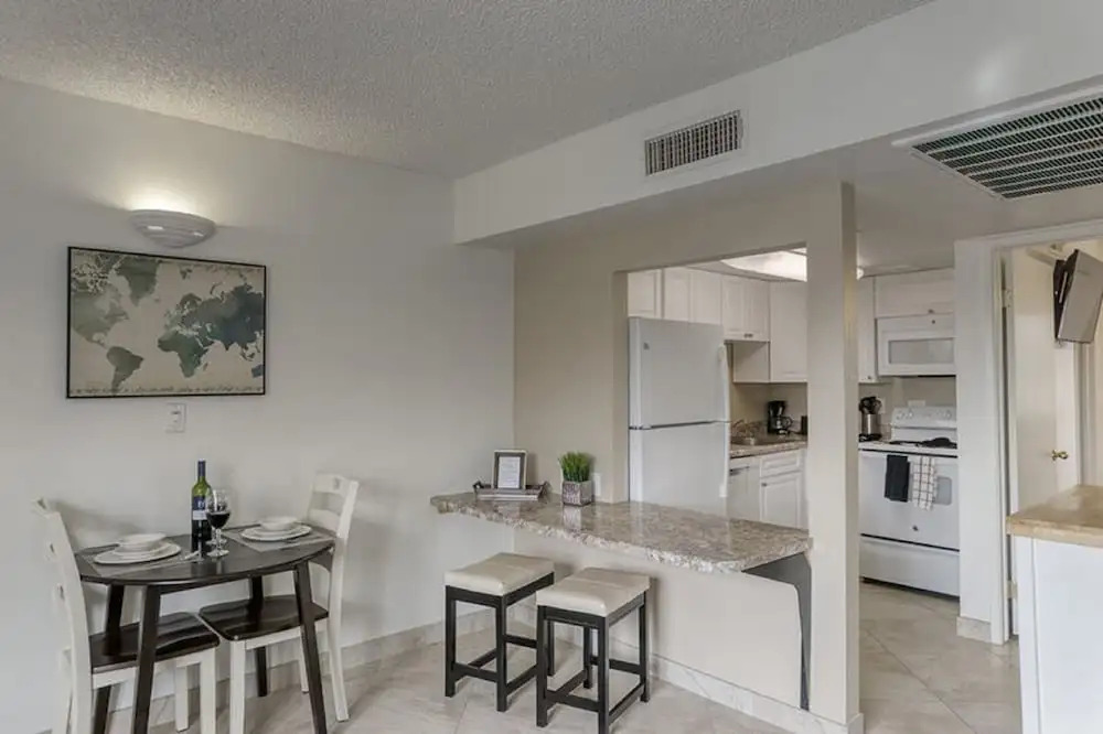 Park Suites at 138 - One Bedroom Apartment