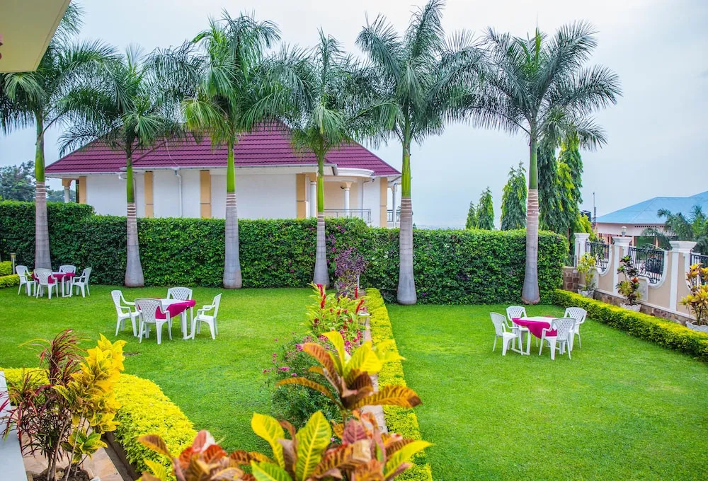 Mountains View Hotel