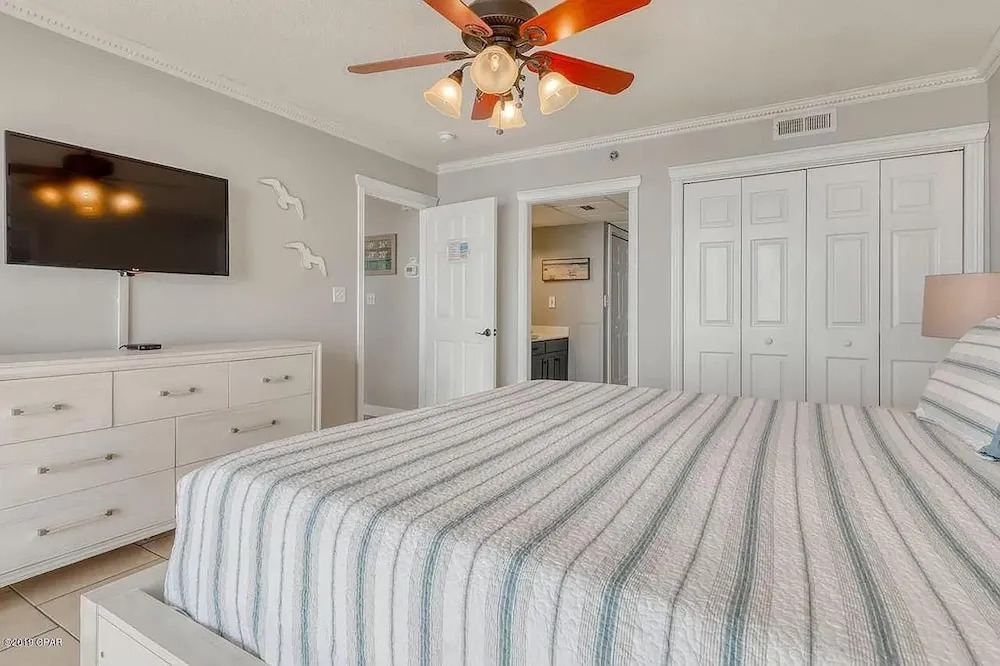 Long Beach Resort 1-105