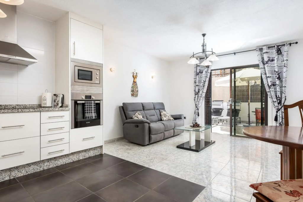 Los Cristianos 1 bed Victoria Court
