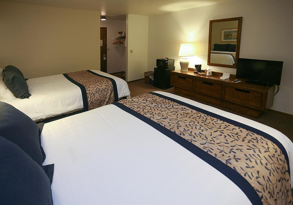 Pine Grove Resort