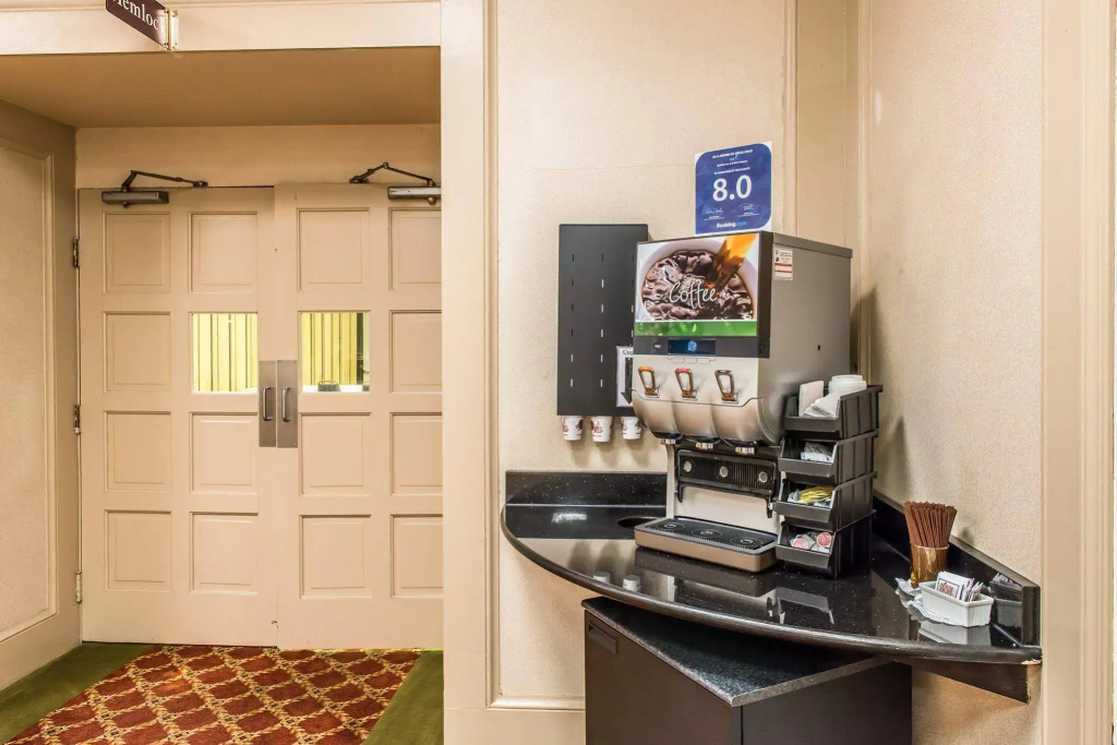 Quality Inn & Suites Indiana South