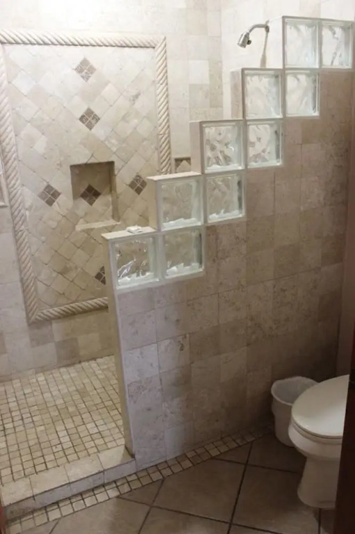 Casa Blanca 2BR CB 205-v by Casago