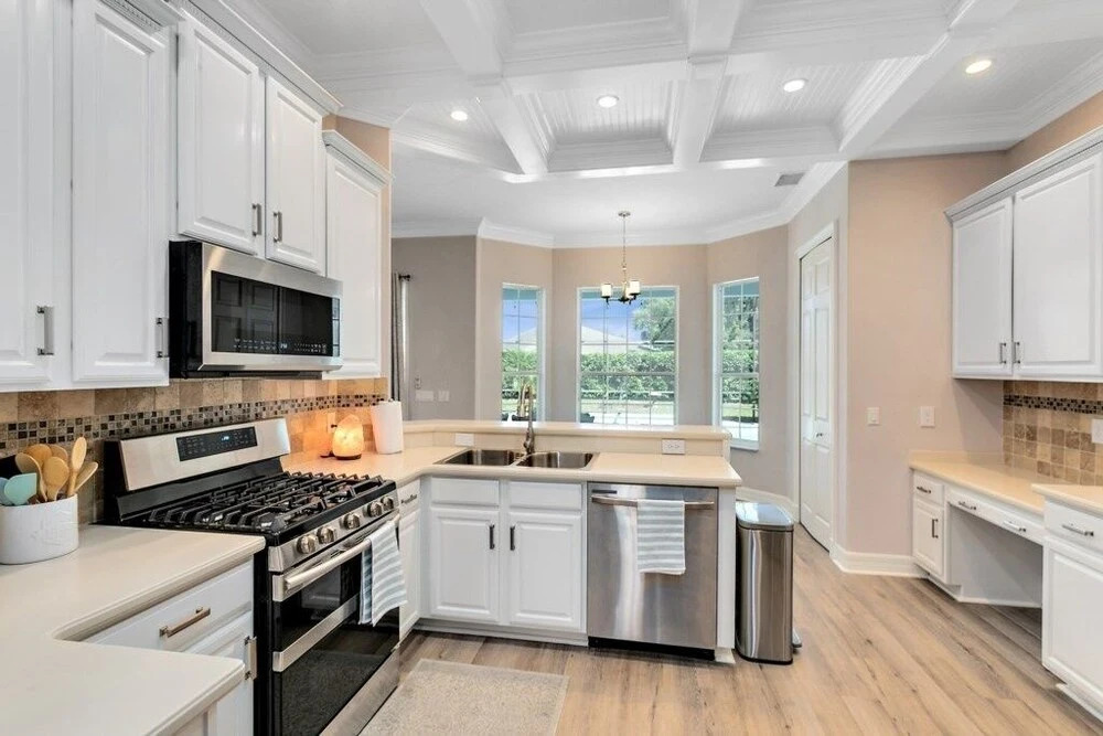 4 Bed 3 Bath In Formosa Gardens Gated Community 4 Bedroom Villa by Redawning