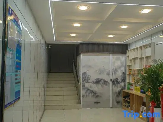 Jiuquan Heshun Business Hotel (Hantang Food City)