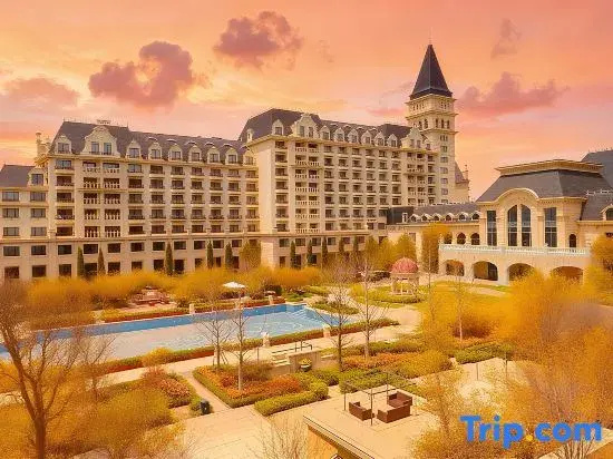 Qingdao·Qiyu·Ocean-Loving Azure Vernal Coastal Resort Homestay (Jinshatan Beer City Branch)