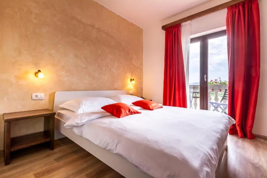 B&B Tonivale - Heated Pool, Padel & Meeting Room