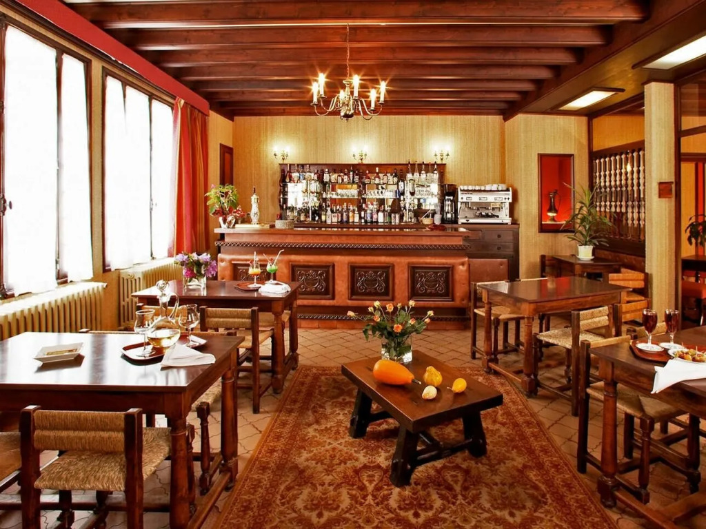 Logis Grand Hotel Pelisson